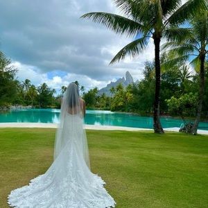 Meet your Posher, Jenessa